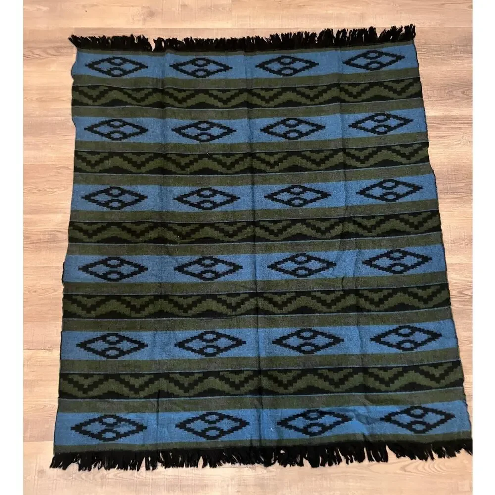 None and/or Unknown motifs chevron design